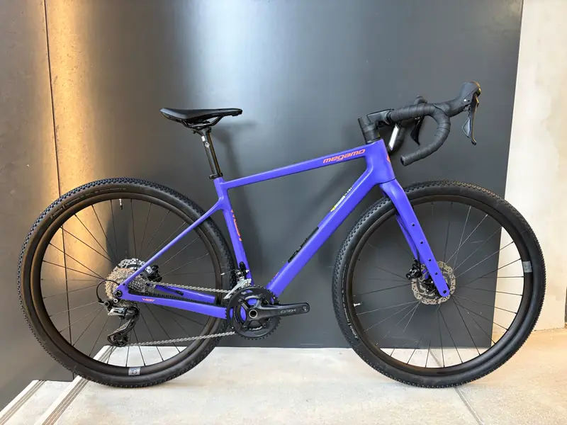 Megamo West 15